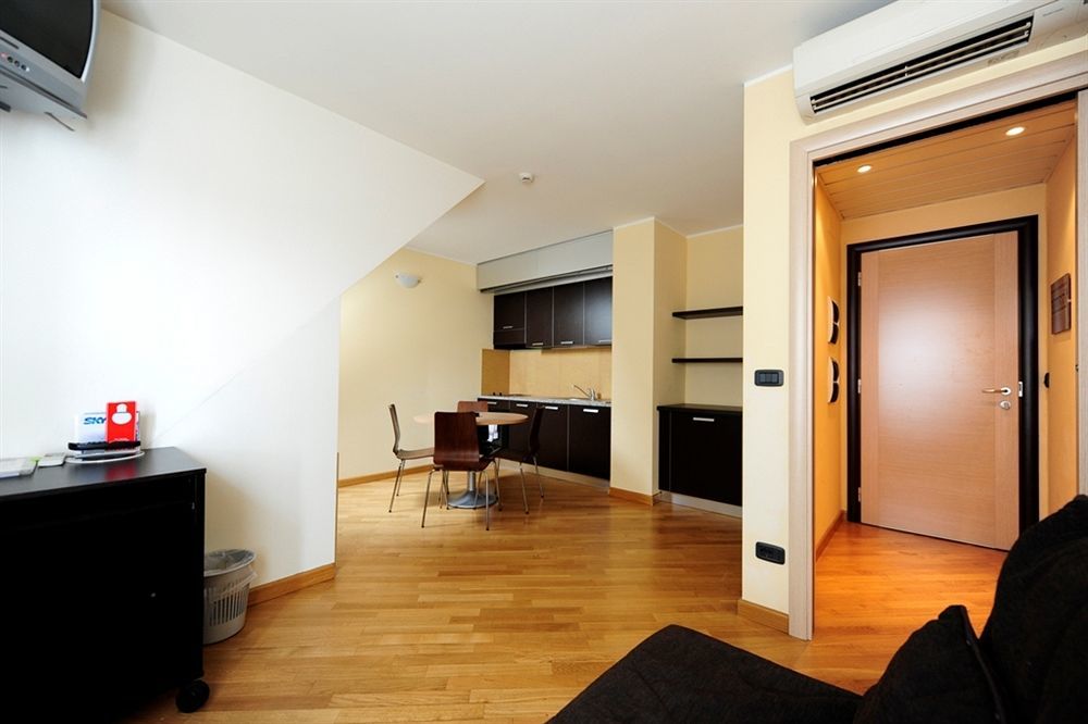 กอร์เวตโต เรสิเดนเซ ปอร์โต ดิ มาเร Aparthotel มิลาน ภายนอก รูปภาพ